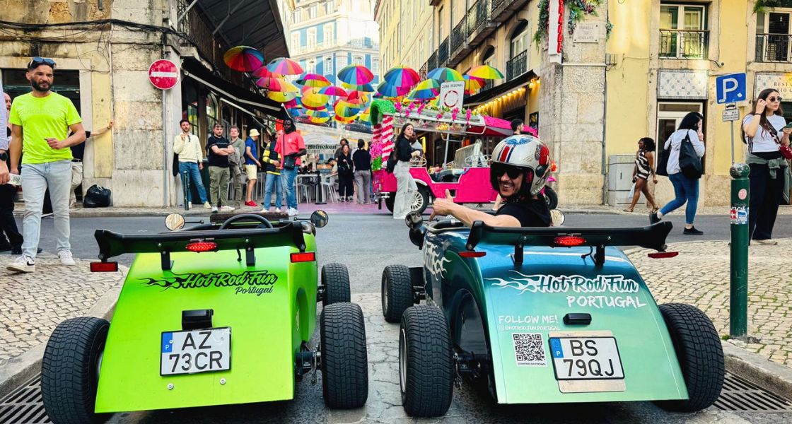 Tourists enjoying a Hot Rod Fun Portugal city ride